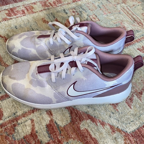 Nike Roshe Women Golf Shoes - Picture 2 of 4